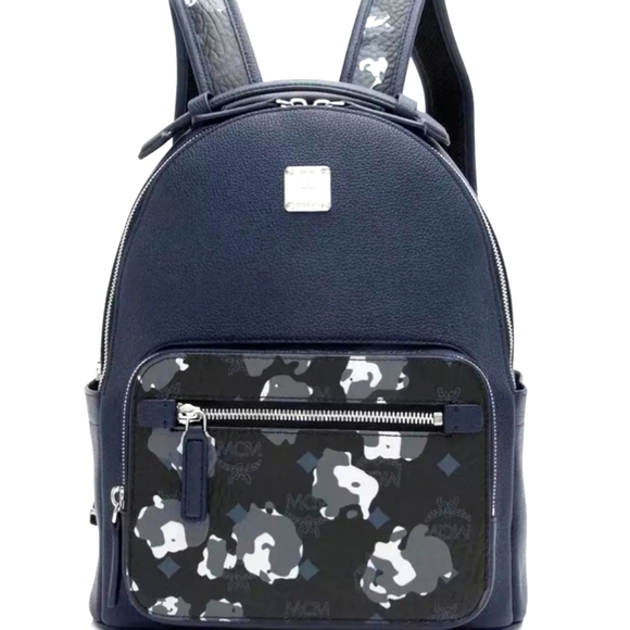 NEW 🍒Retail $1190 🍀MCM Stark BACKPACK Unisex Small Size Black/Navy Color - Picture 4 of 7